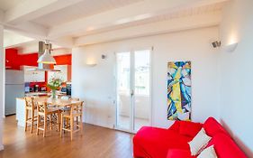 Attico Luce e Colori - Terrazza Vista Mare - 5 Bdr